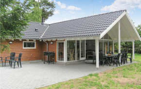 Beautiful Home In Köpingsvik With Kitchen